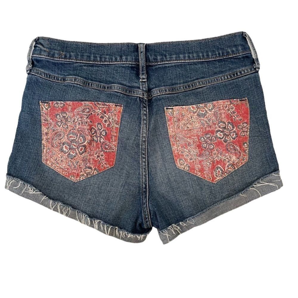 Hollister ~ High Rise Denim Shorts ~ size 27